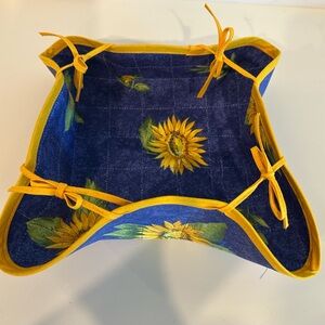 French Provençal Bread Basket with Sunflower Pattern
